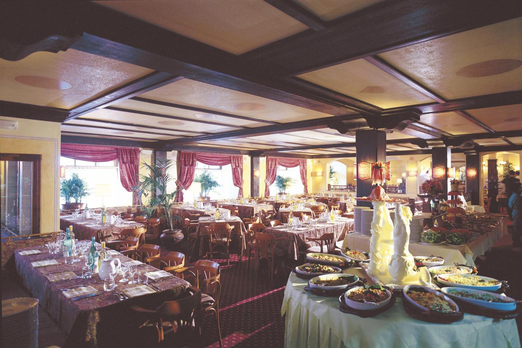 Hotel Club Relais Des Alpes Madonna Extérieur photo